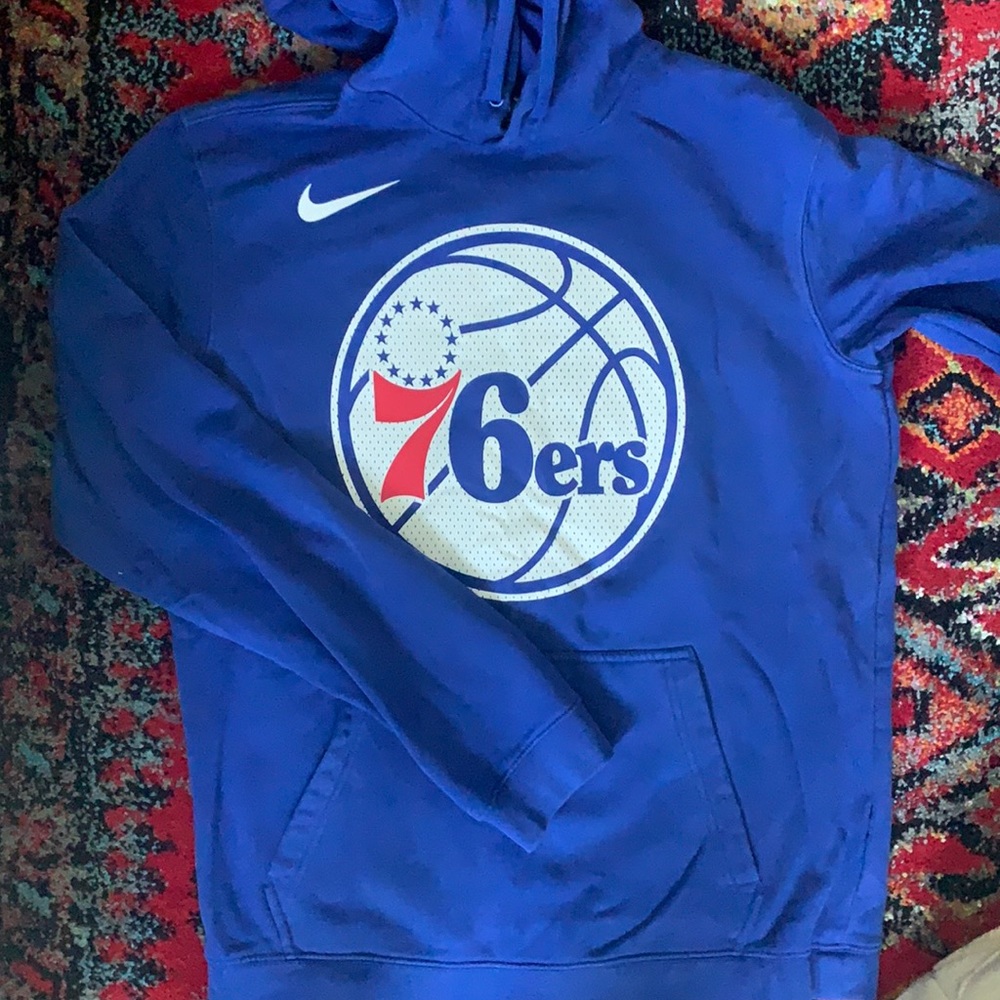 Nike 76ers hoodie
